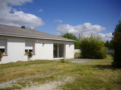 MAISON  124M² 4 CHAMBRES SUR 765M² PESSAC MAGONTY